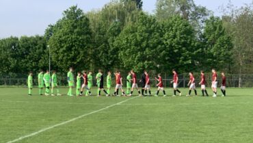 Tým U14 (SŽ B) v neděli 14.4. ráno odehrál čtvrté jarní mistrovské utkání. FC Sparta Brno SŽ B – FKM Kahan. Výsledek 4:1 (3:1)